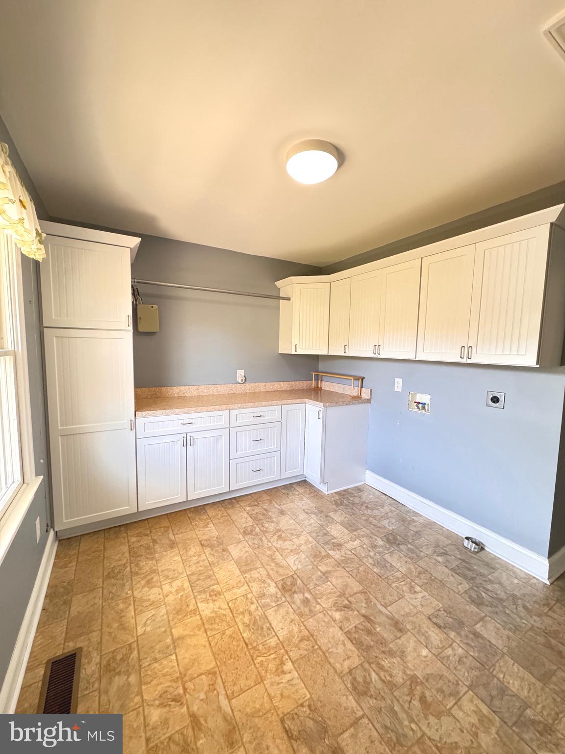 OLD PROSPECT LANDING - Residential