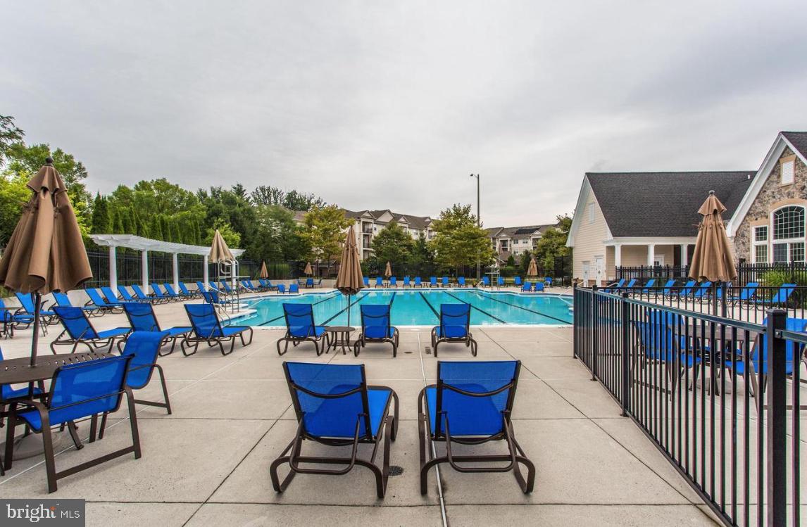 LEGATO CORNER - Residential