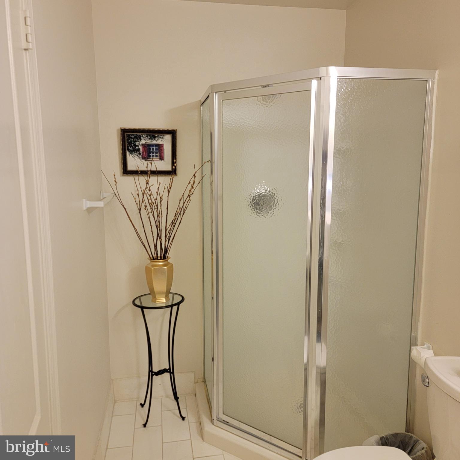 BELLA VISTA CONDOMINIUM - Residential Lease