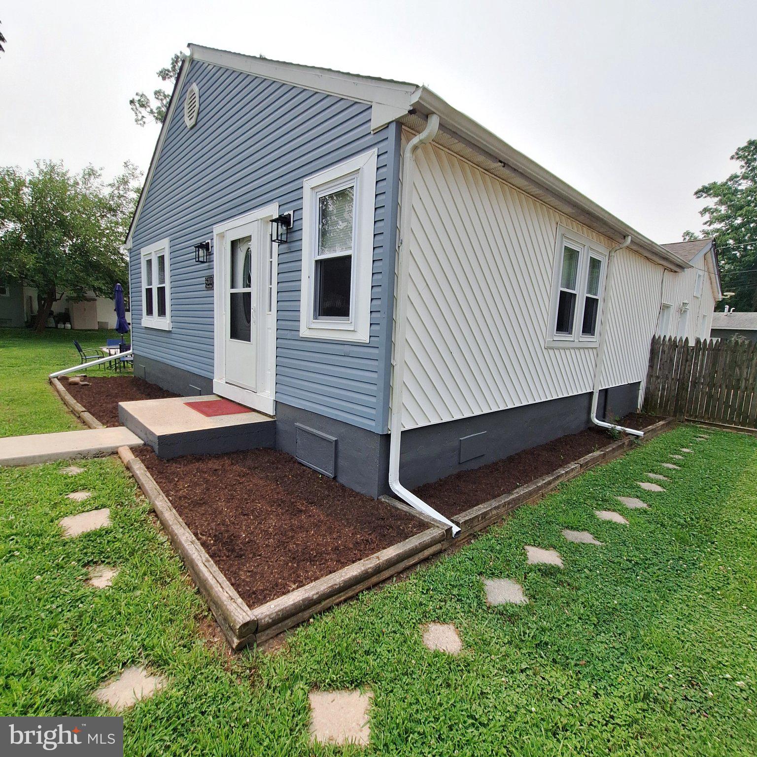 303 MOORE ROAD