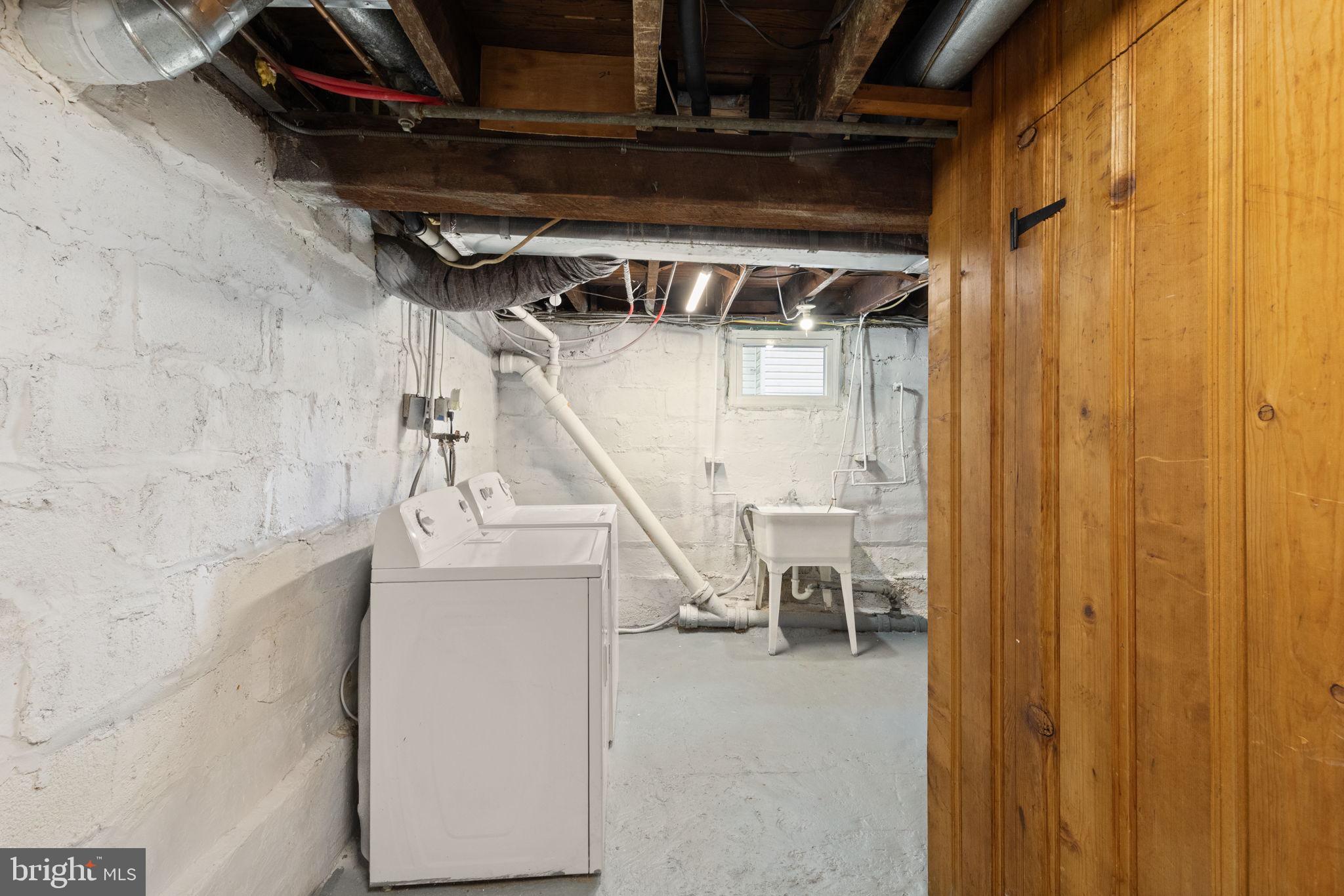 AIGBURTH - Residential