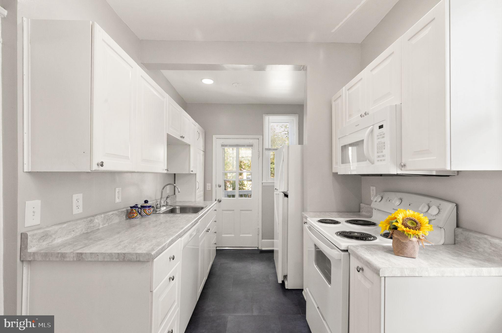 AIGBURTH - Residential