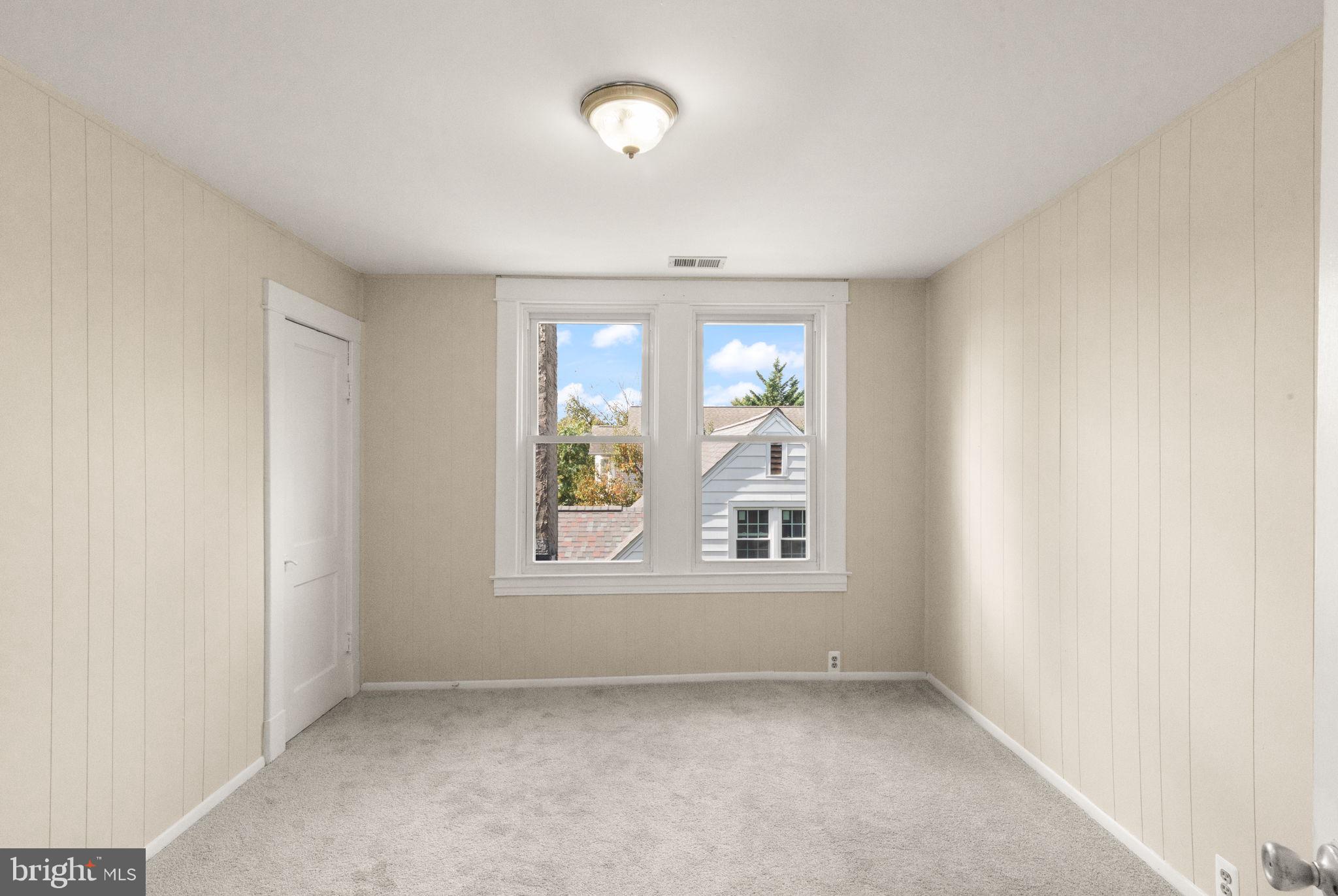 AIGBURTH - Residential