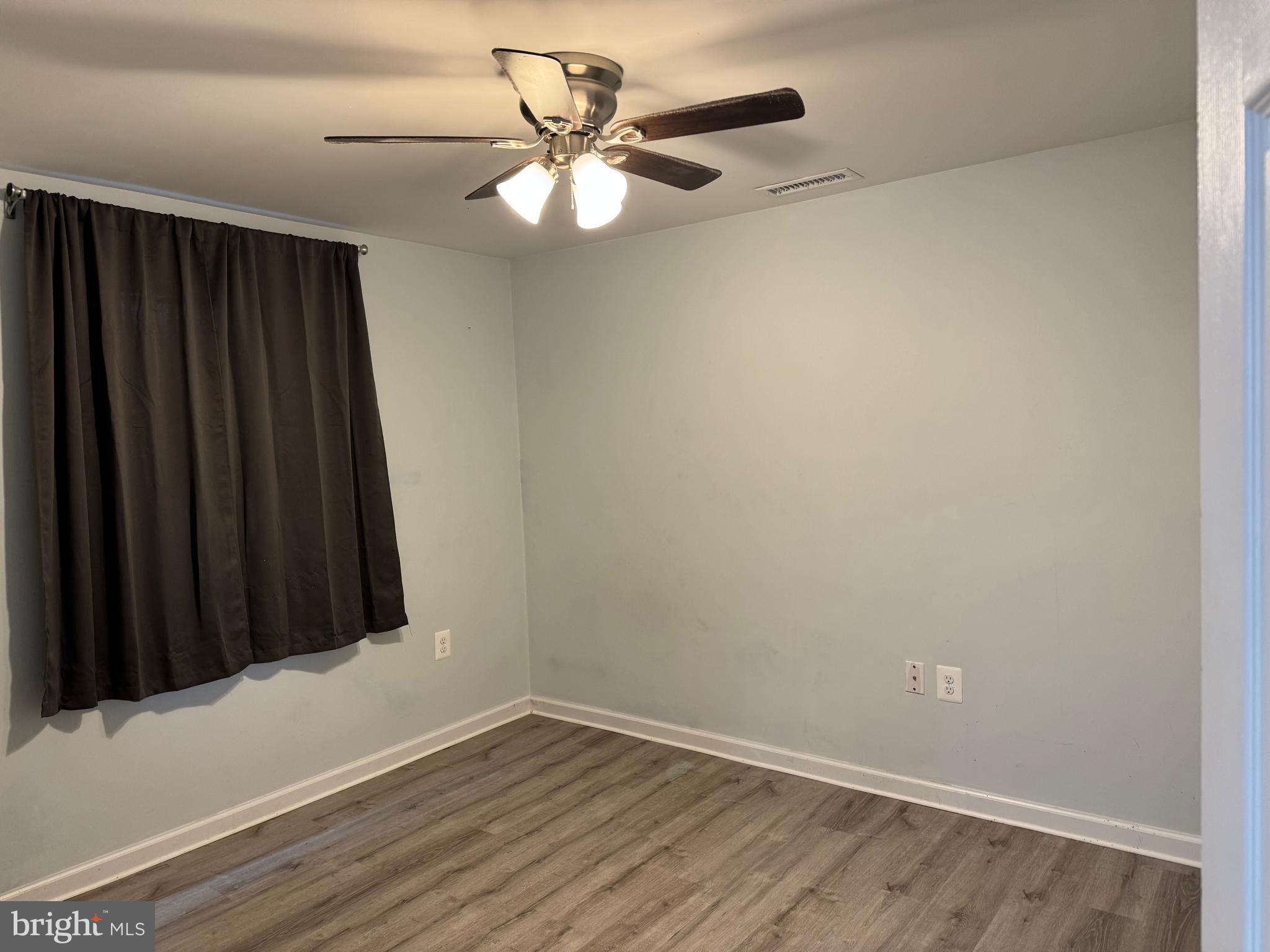 SUMMER CITY - Residential Lease