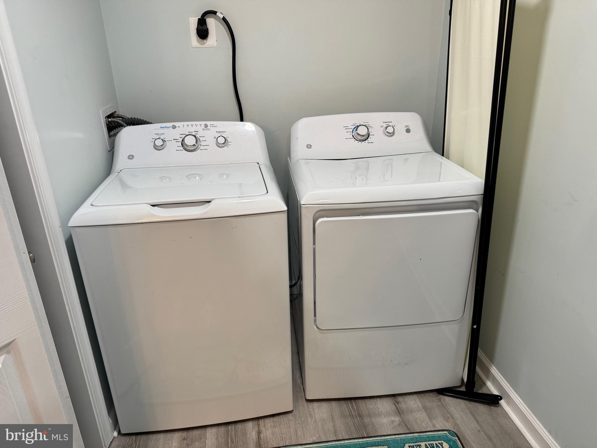 SUMMER CITY - Residential Lease