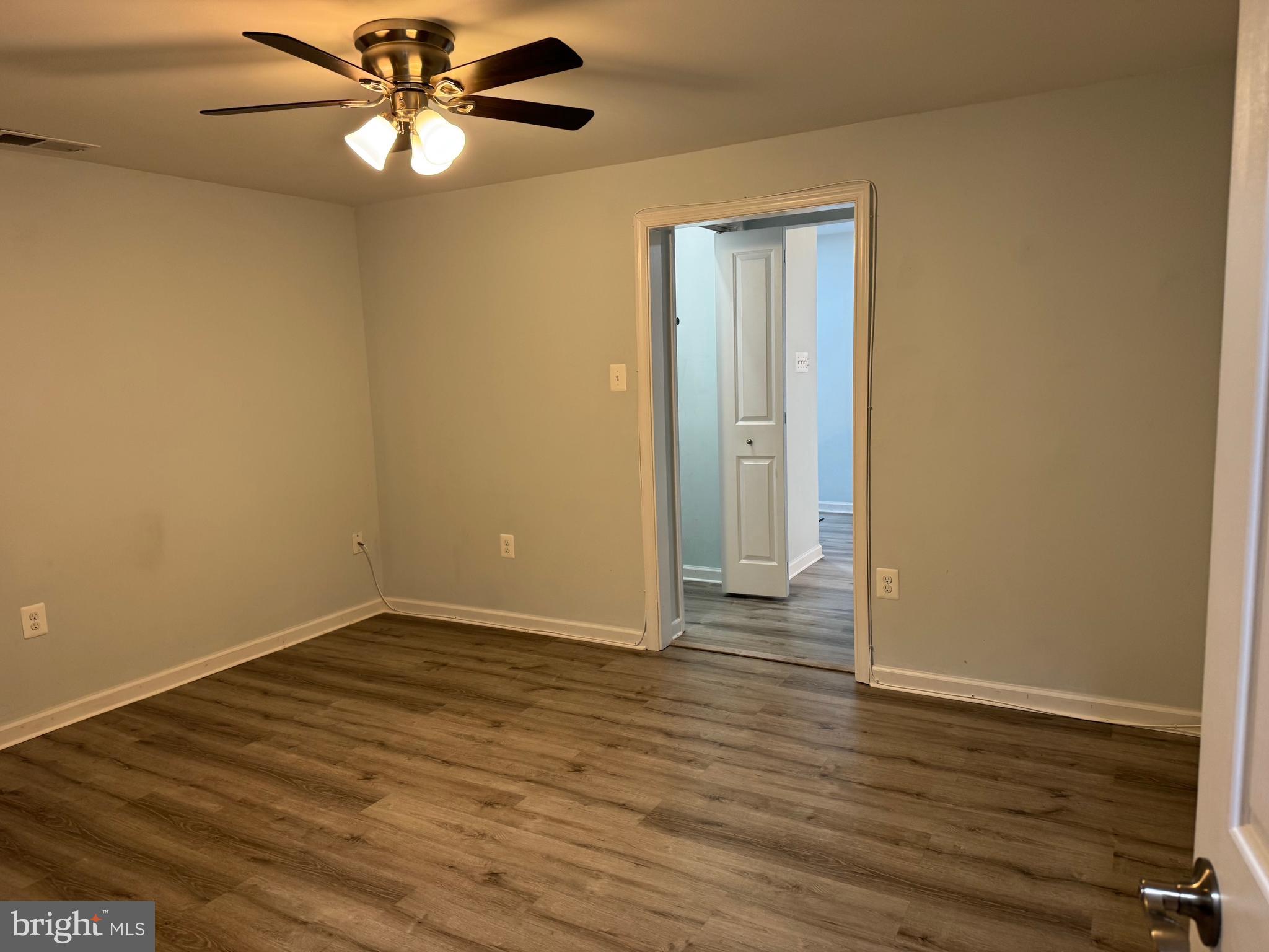 SUMMER CITY - Residential Lease