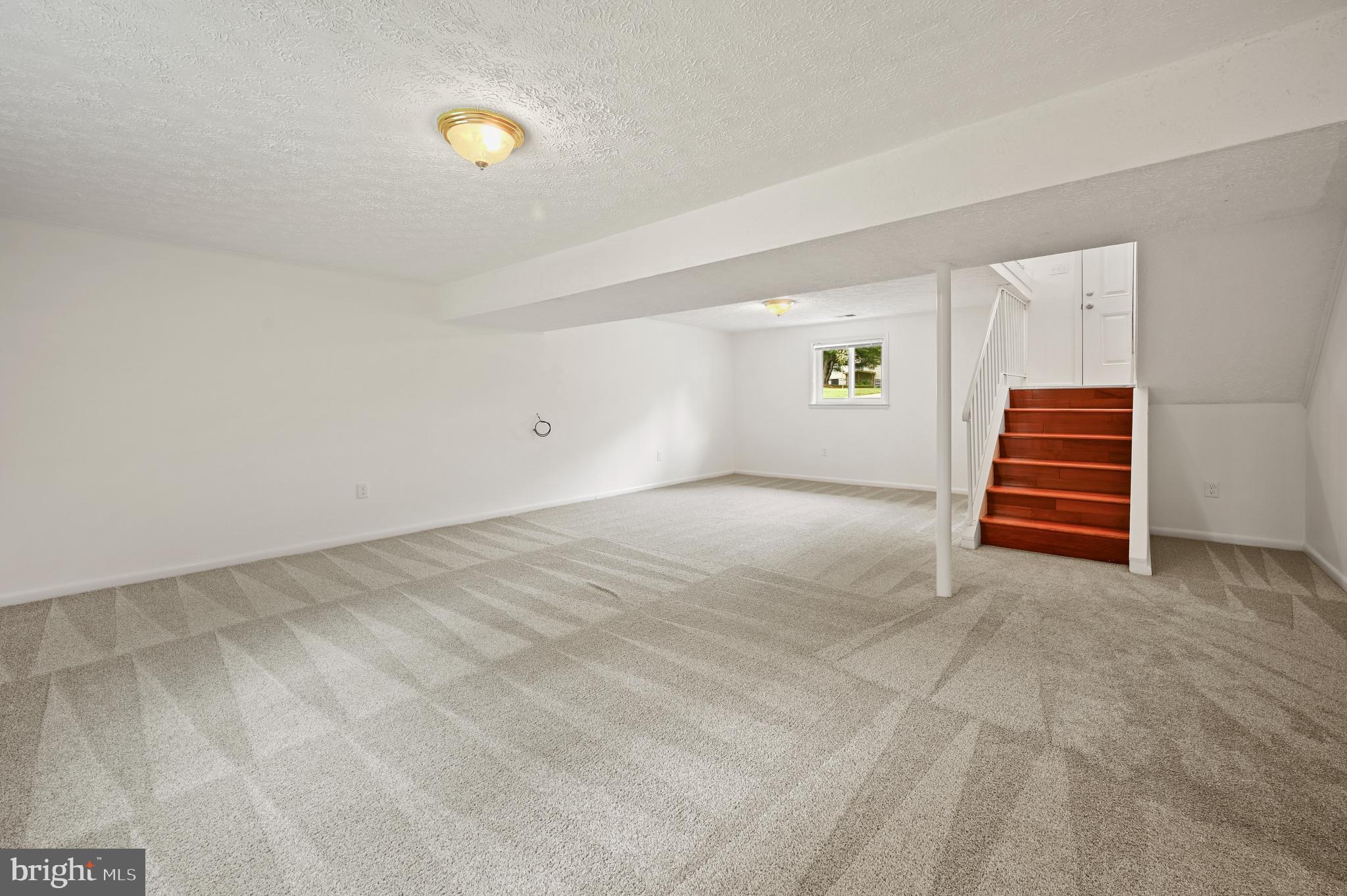 ROLLING HILLS - Residential Lease