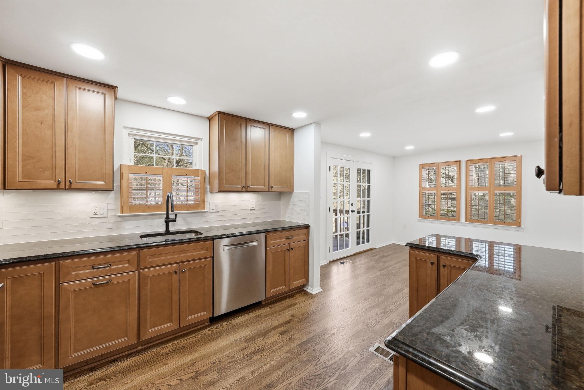 BURKE CENTRE - Residential