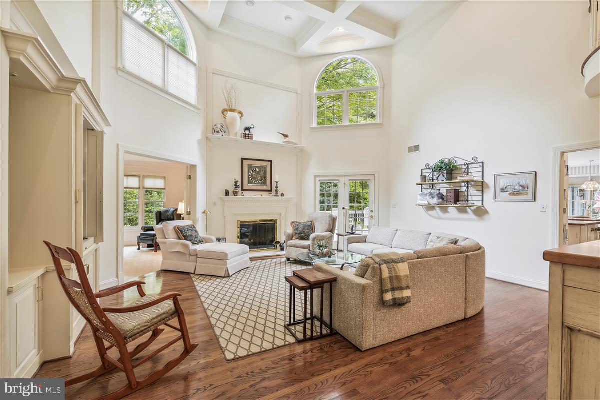 HARLEQUIN - Residential