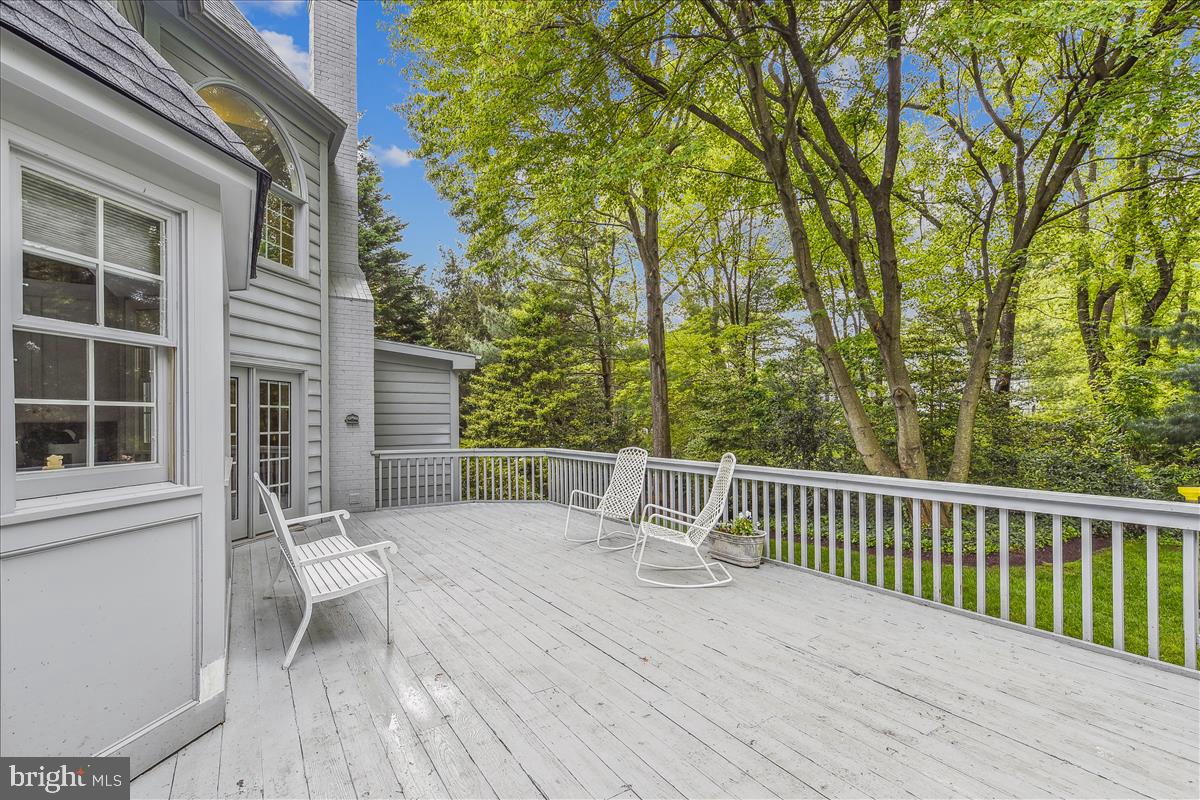 HARLEQUIN - Residential