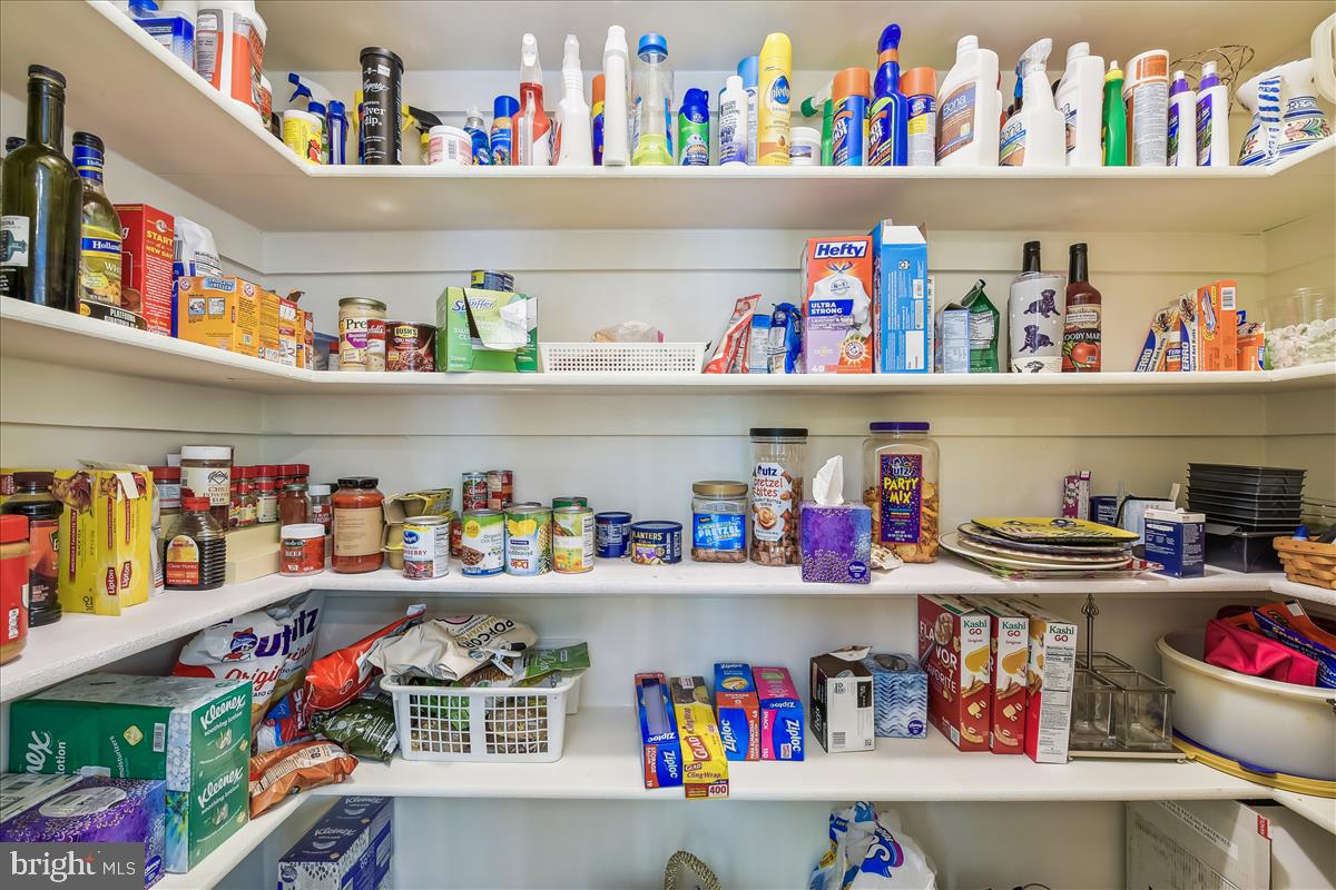 HARLEQUIN - Residential