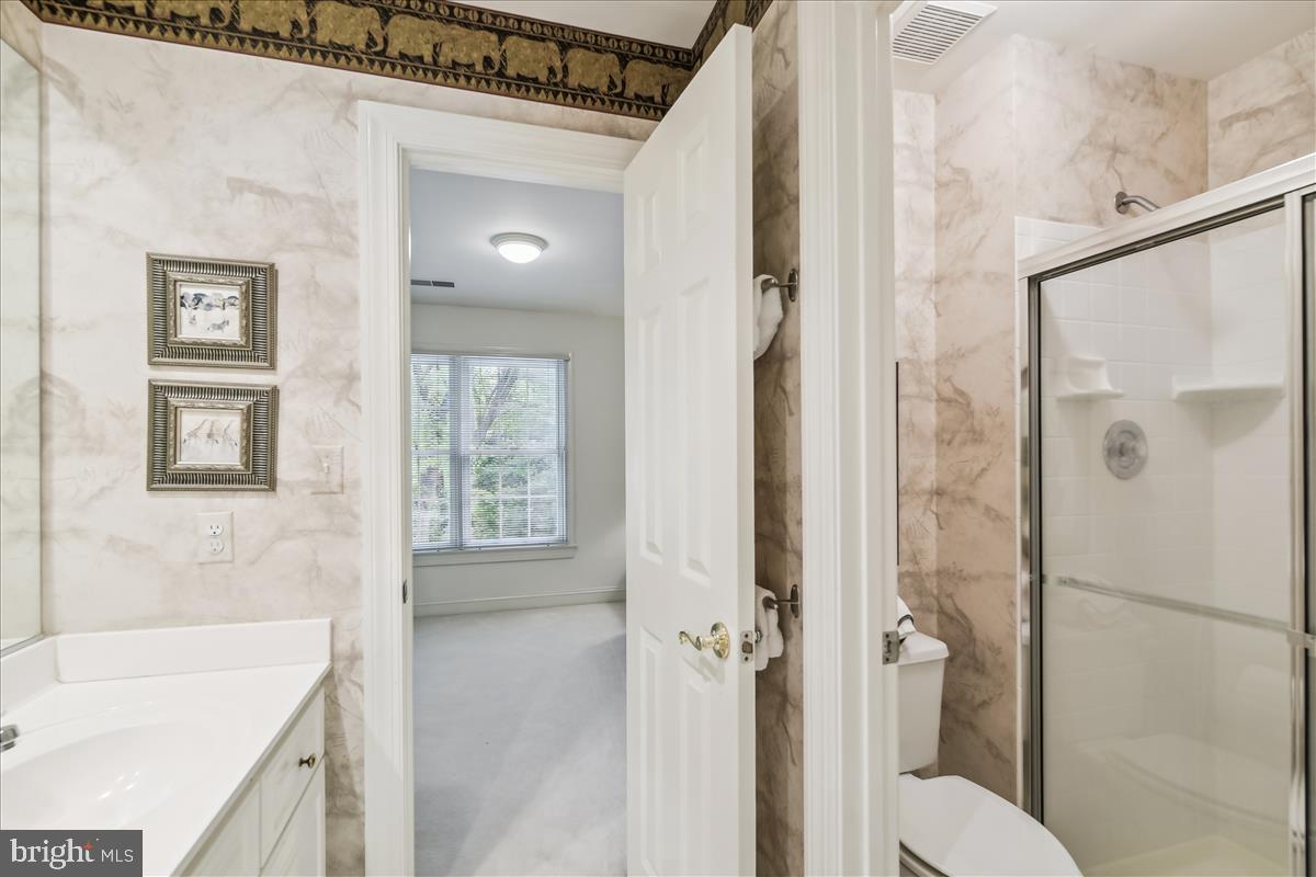 HARLEQUIN - Residential