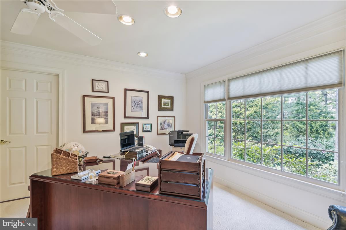 HARLEQUIN - Residential