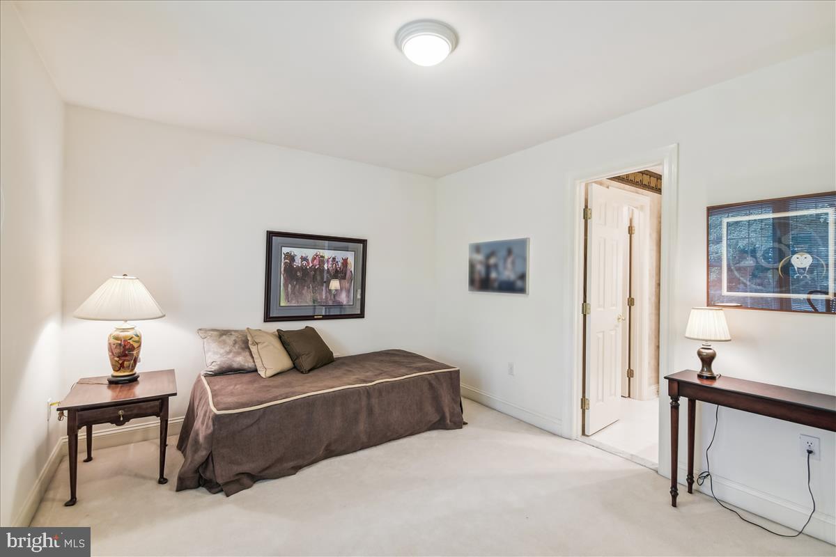 HARLEQUIN - Residential