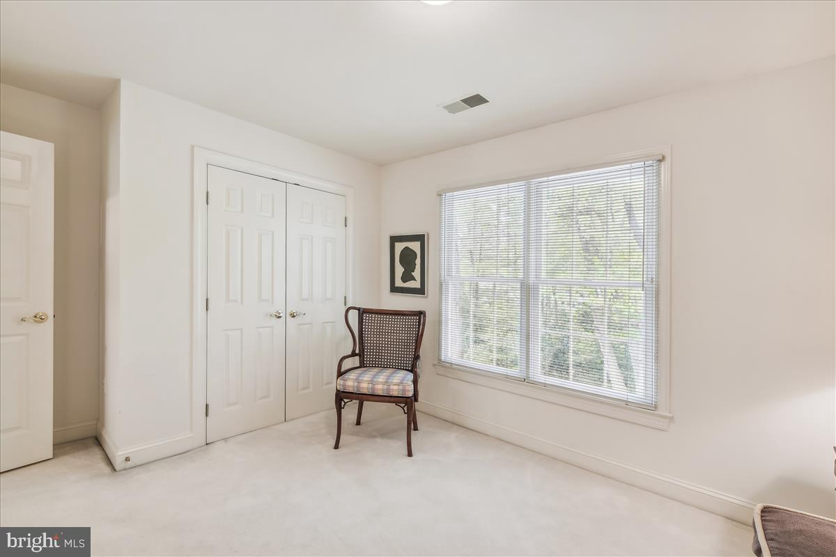 HARLEQUIN - Residential