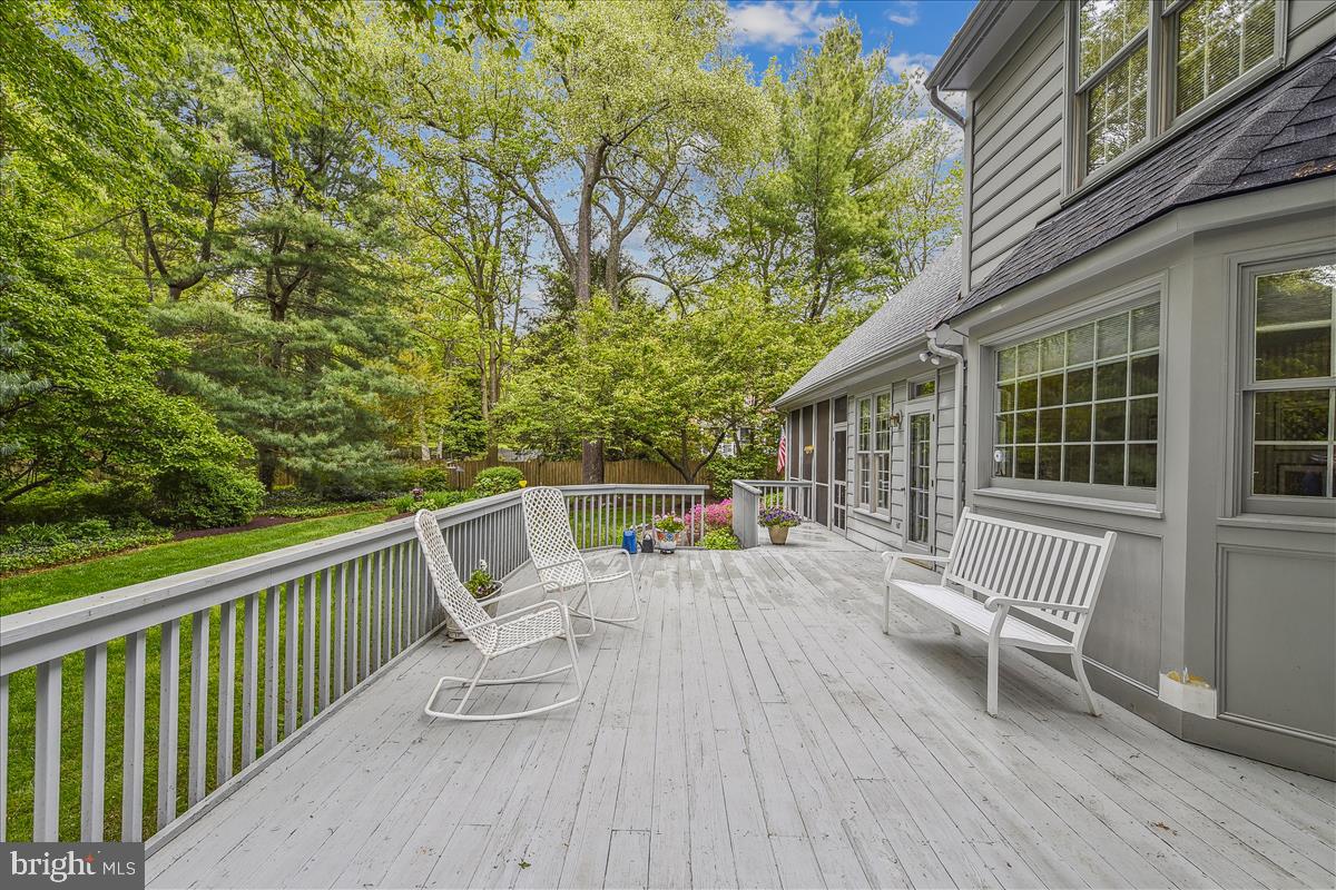 HARLEQUIN - Residential