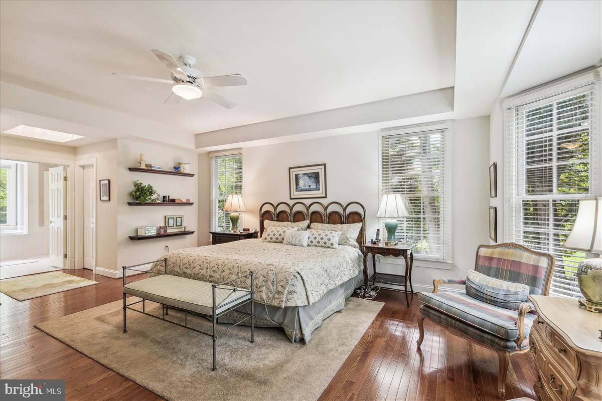 HARLEQUIN - Residential