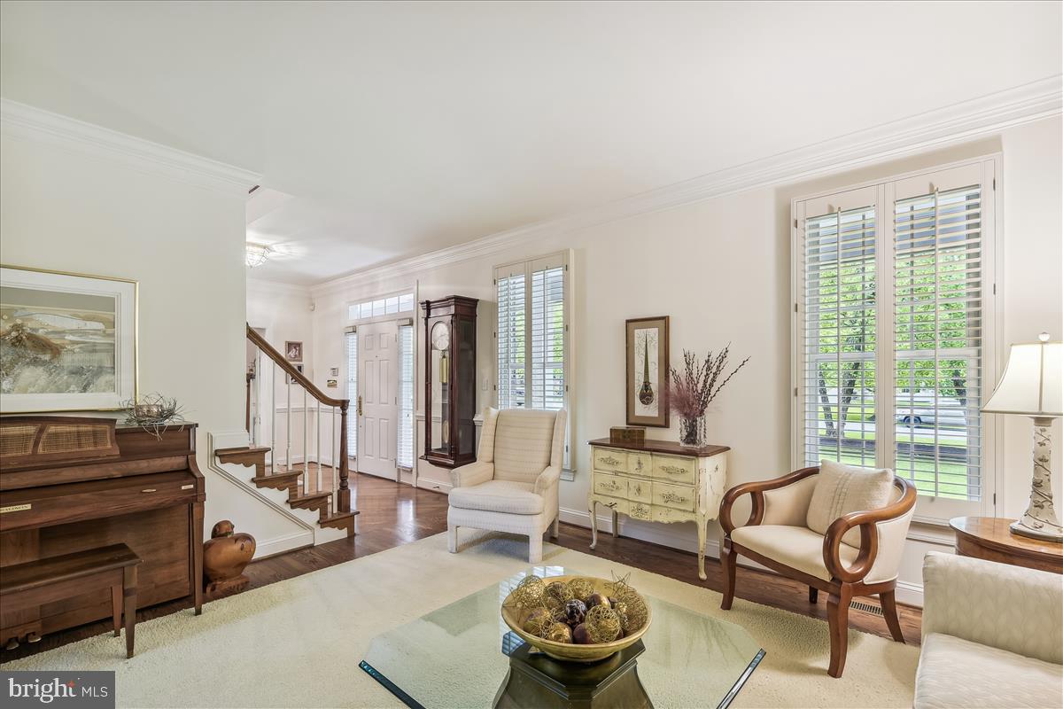 HARLEQUIN - Residential