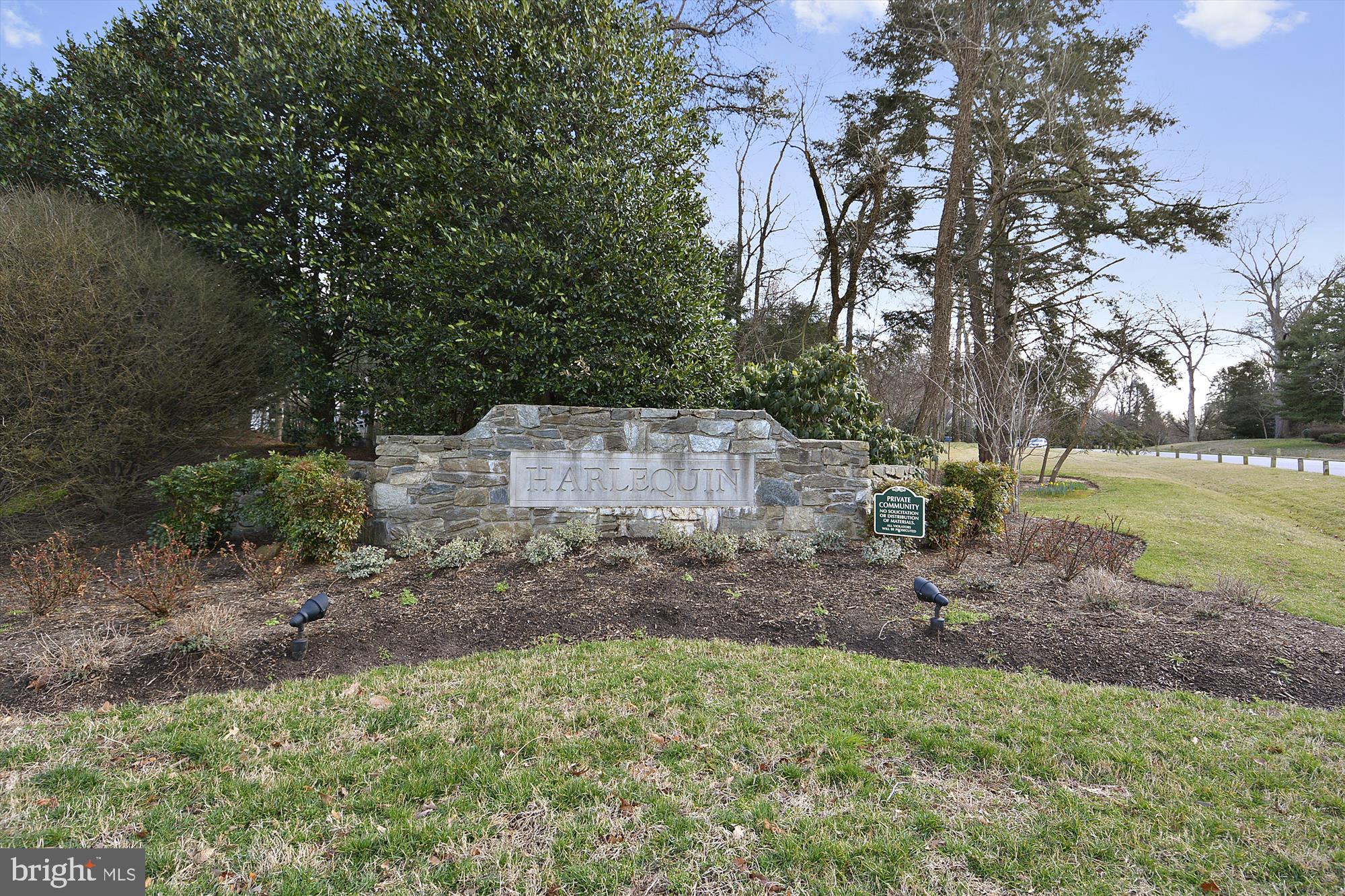 HARLEQUIN - Residential