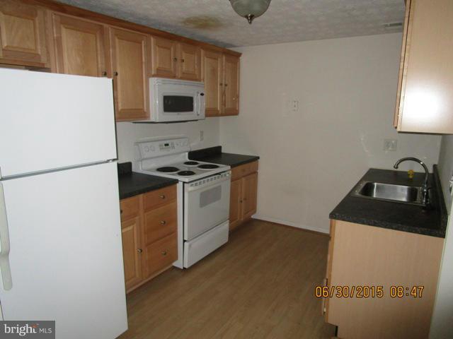 VILLAGE OF HICKORY RIDGE - Residential