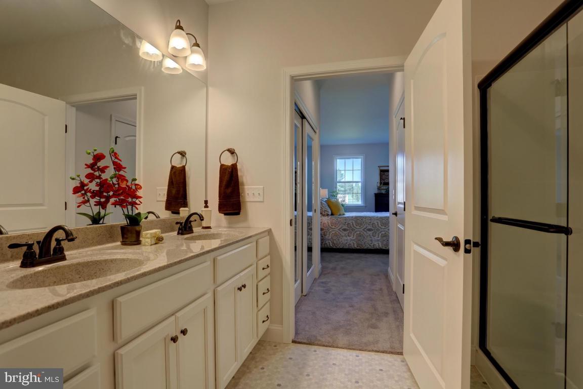 CROSSGATES - Residential