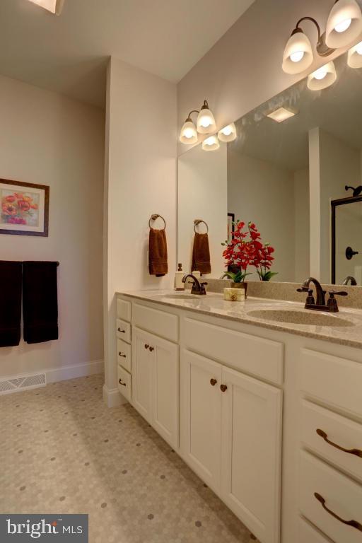 CROSSGATES - Residential