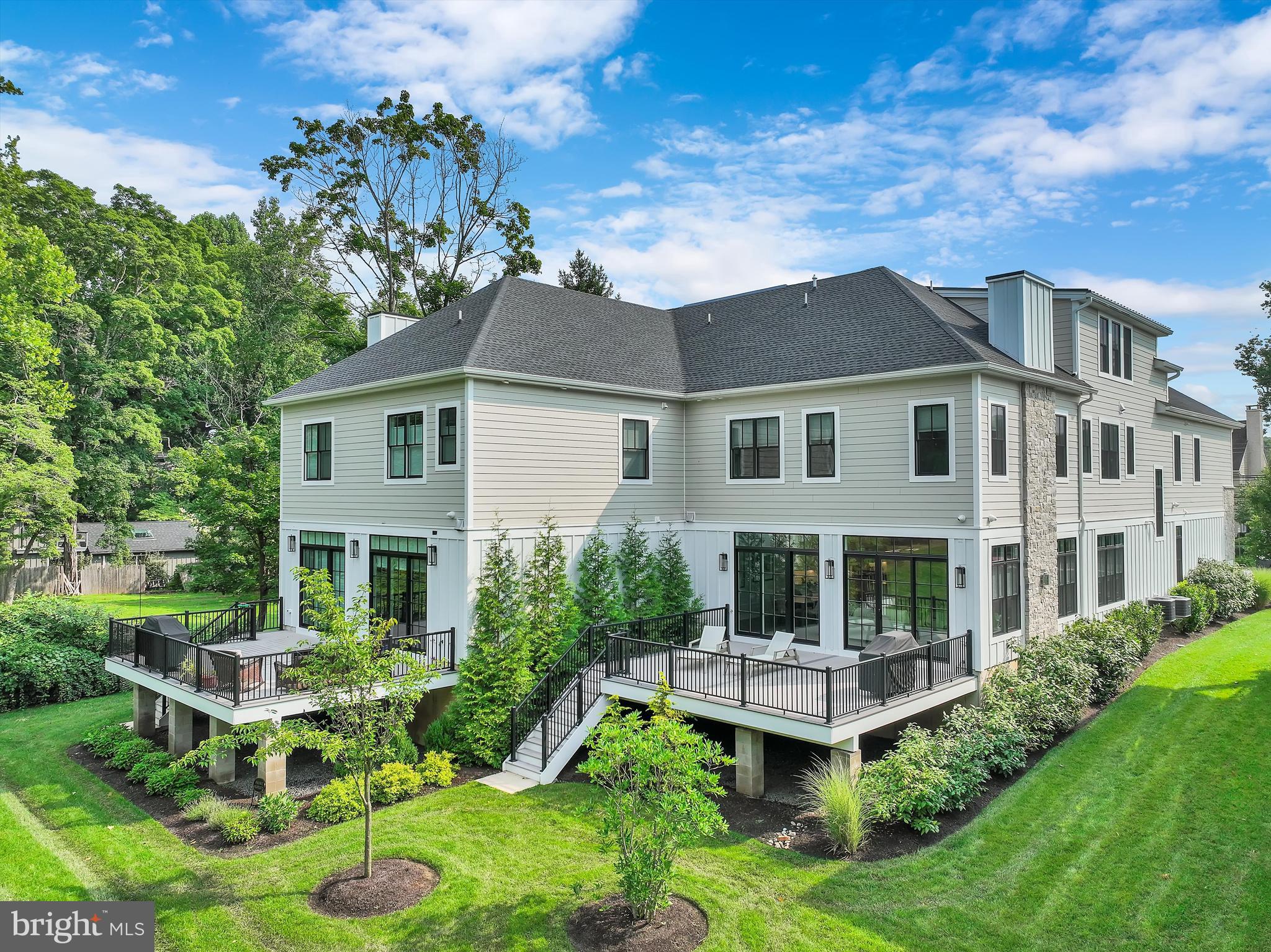 171 N MAIN STREET UNIT 2