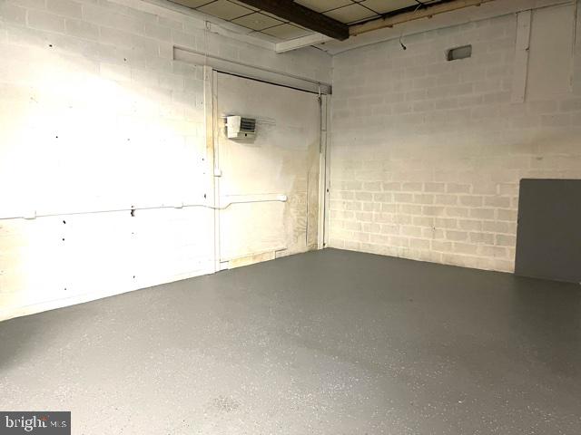 ROSEDALE - Commercial Lease