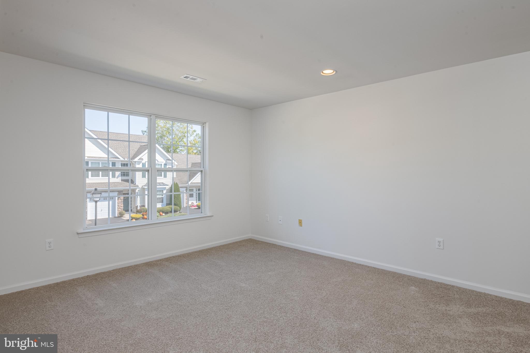 VLG AT MAIDENCREEK - Residential