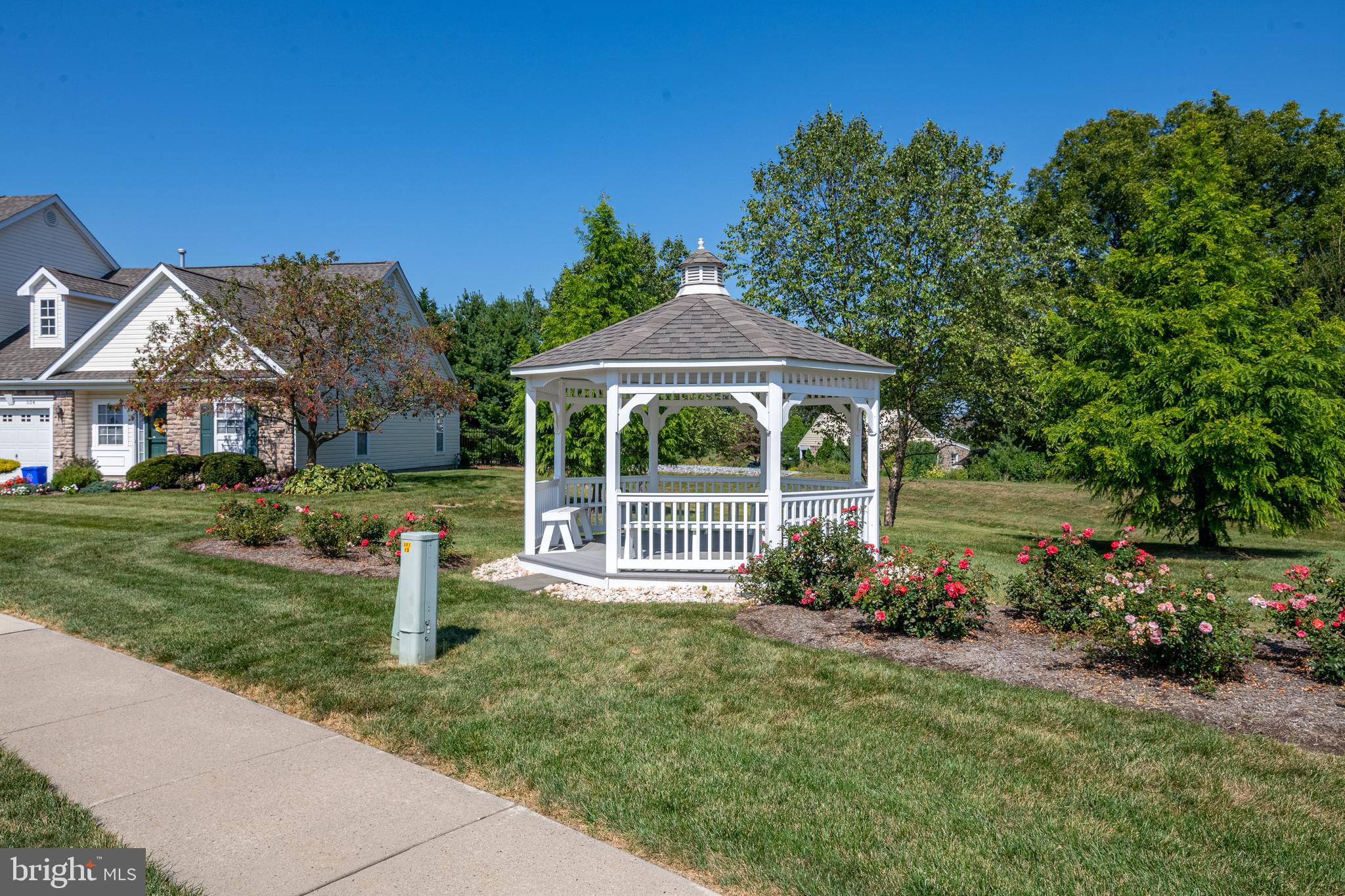 VLG AT MAIDENCREEK - Residential