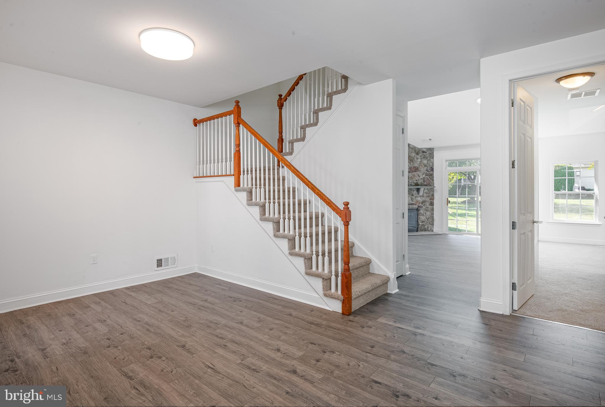 VLG AT MAIDENCREEK - Residential