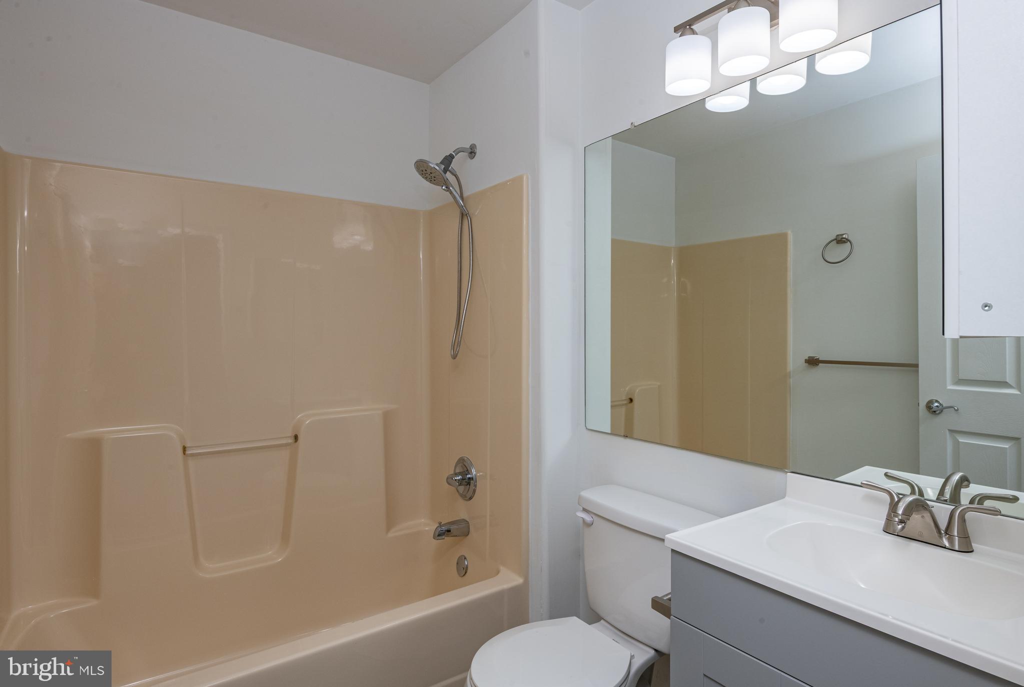 VLG AT MAIDENCREEK - Residential