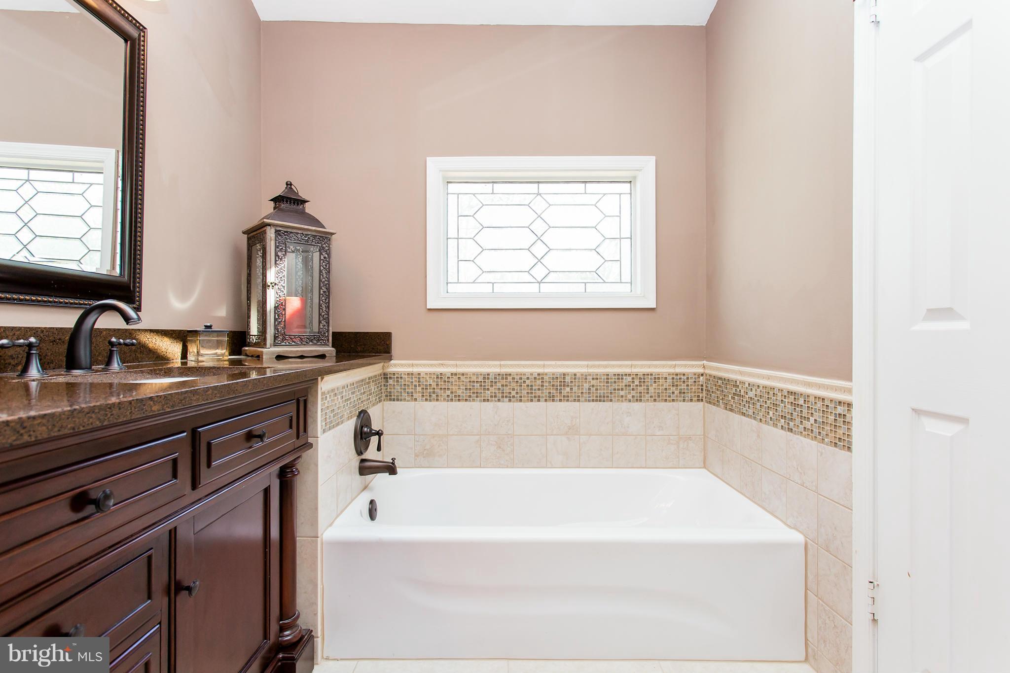 SETTLERS LANDING - Residential