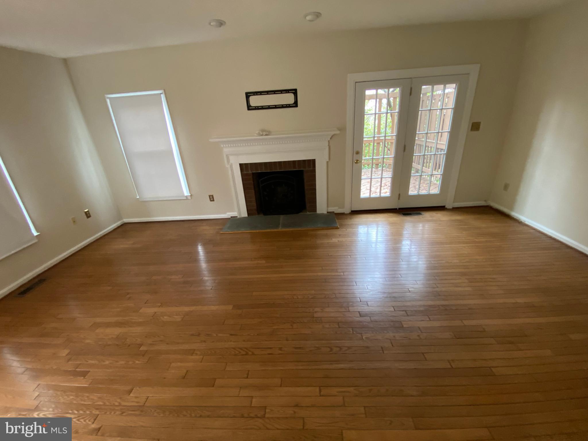 KINGSTOWNE - Residential Lease