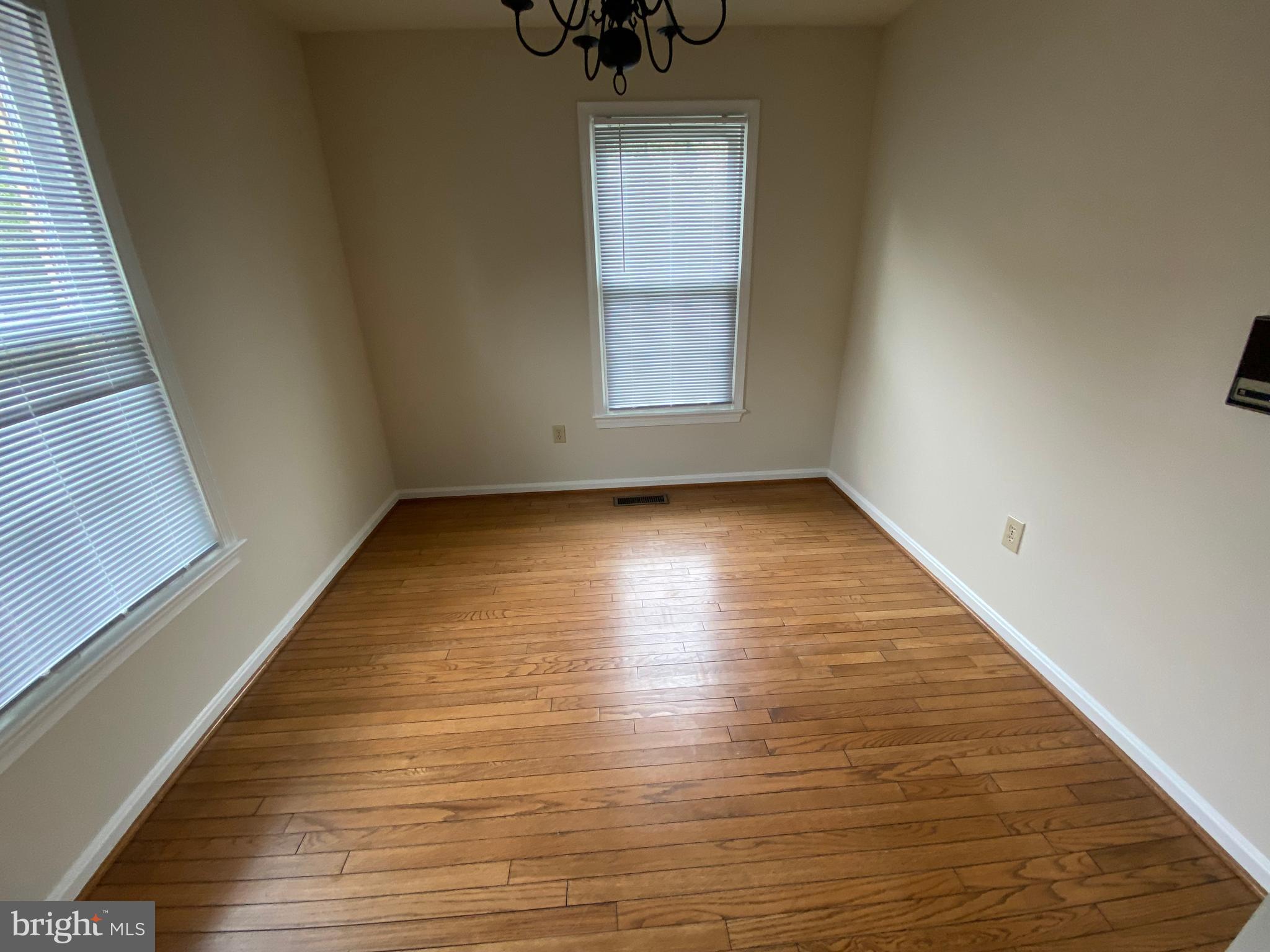 KINGSTOWNE - Residential Lease