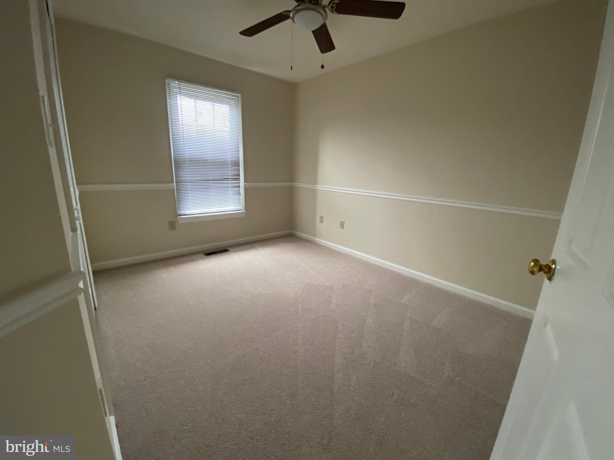 KINGSTOWNE - Residential Lease