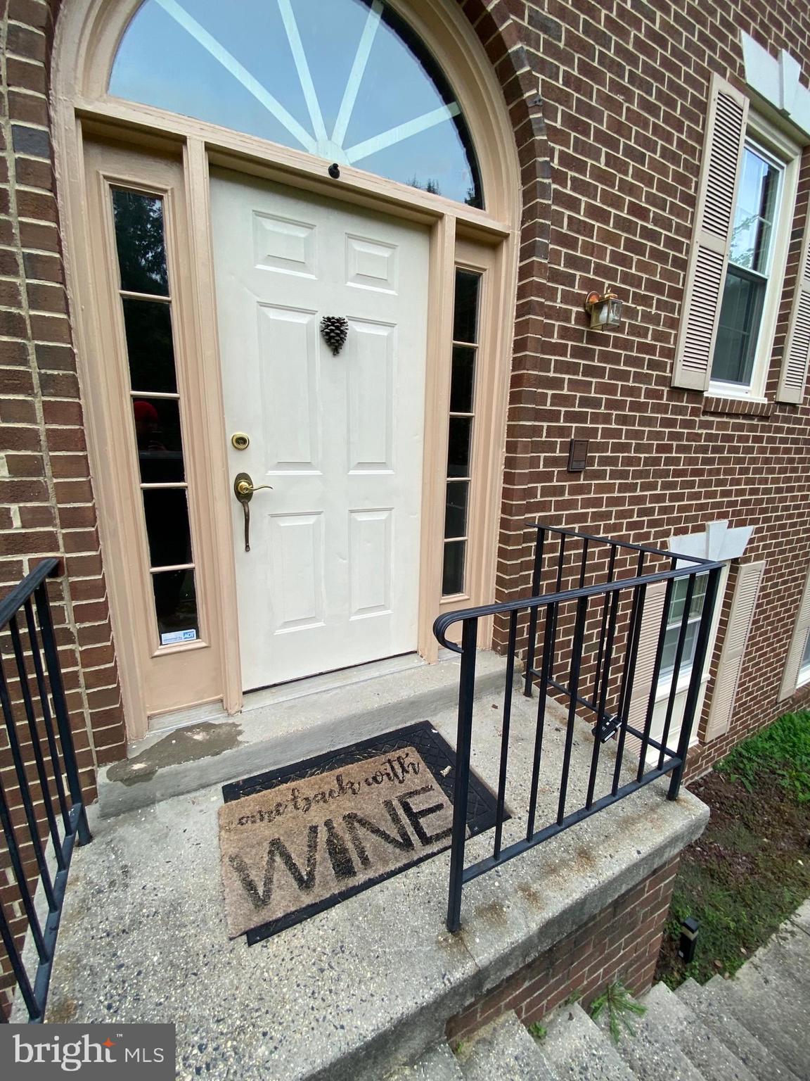 KINGSTOWNE - Residential Lease