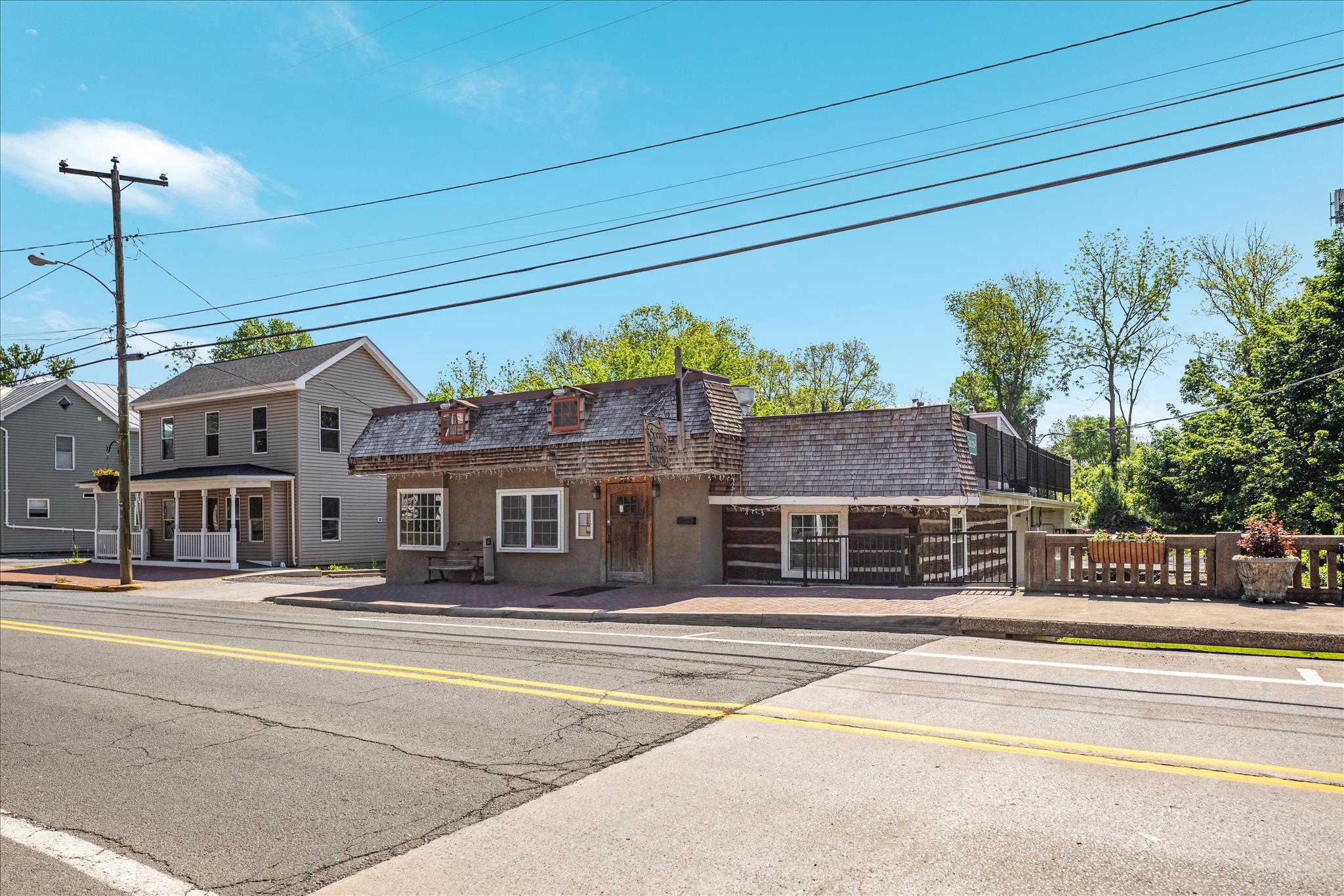 325 S MAIN STREET
