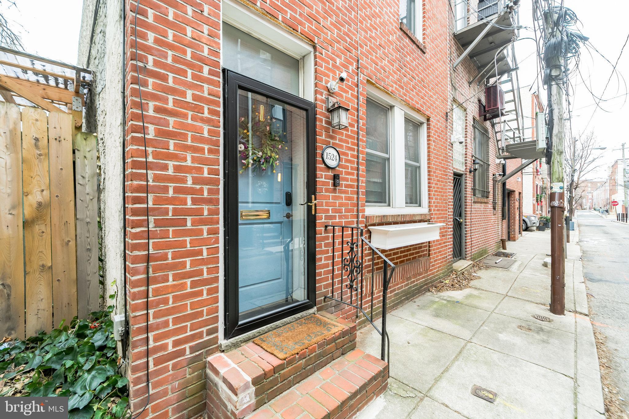 AVENUE OF THE ARTS - Residential