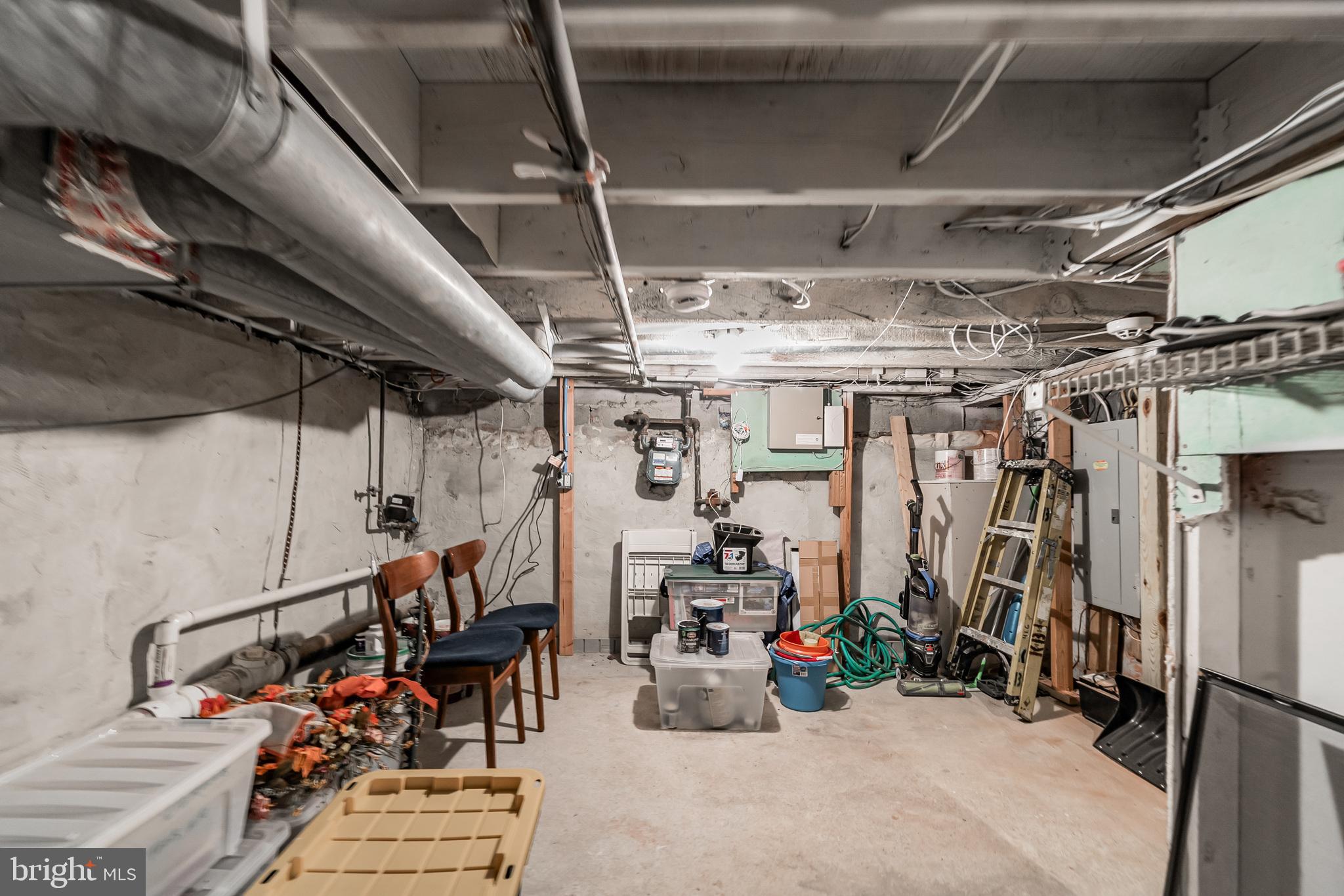 AVENUE OF THE ARTS - Residential