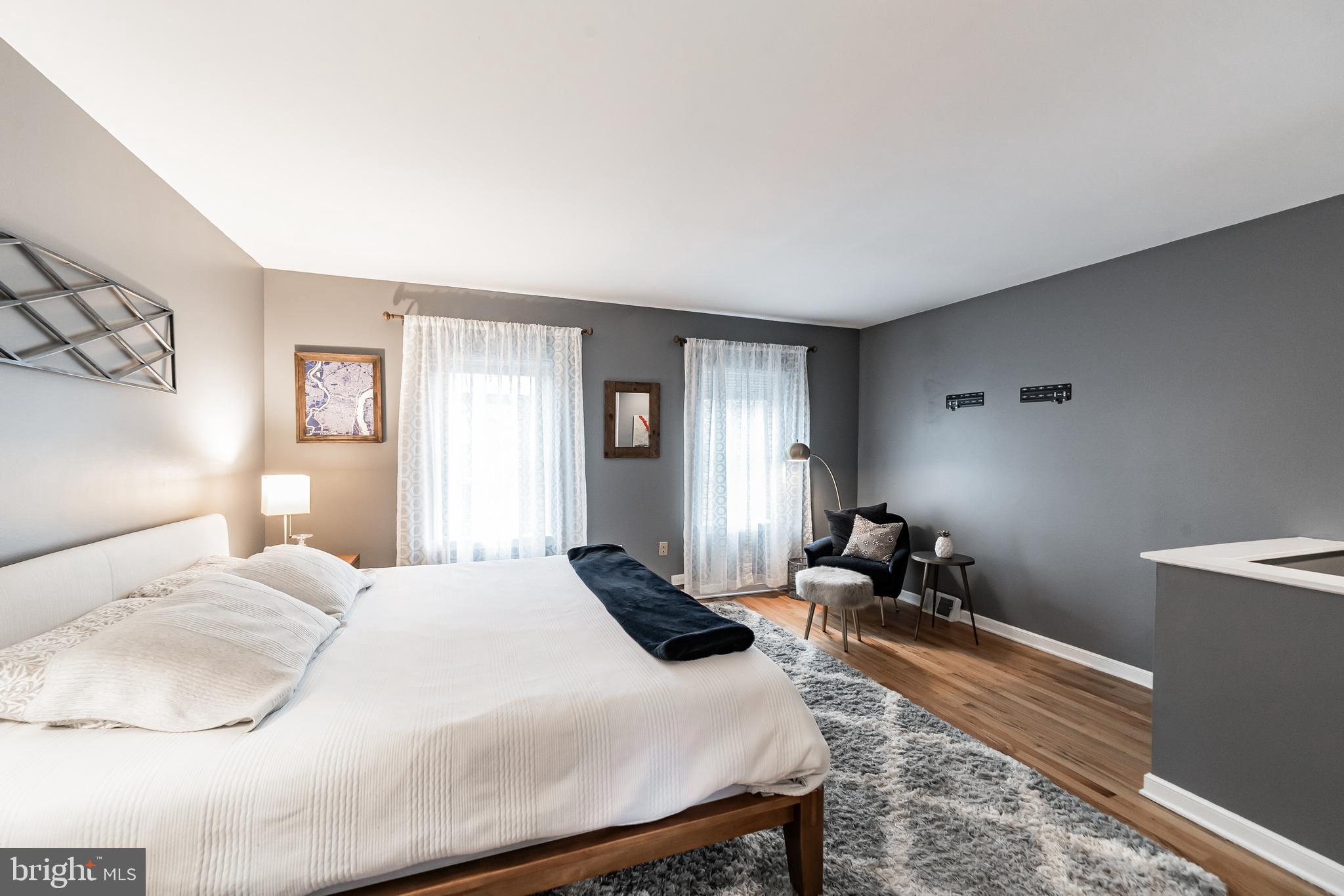 AVENUE OF THE ARTS - Residential