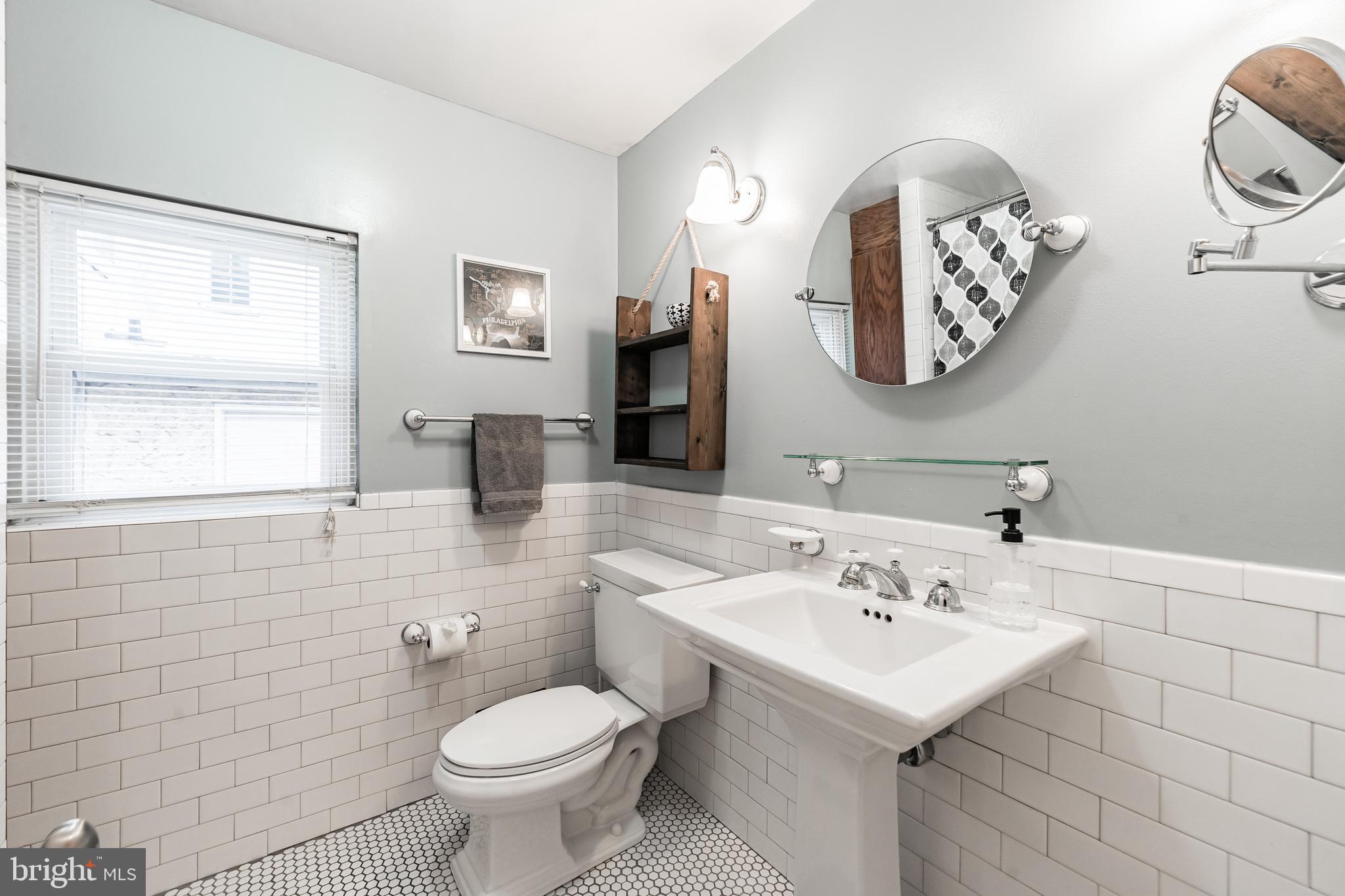 AVENUE OF THE ARTS - Residential