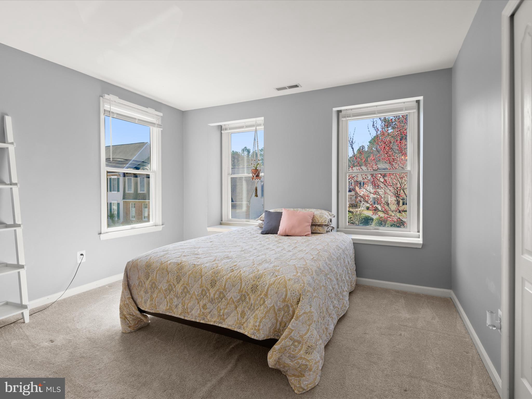 EASTON CLUB - Residential