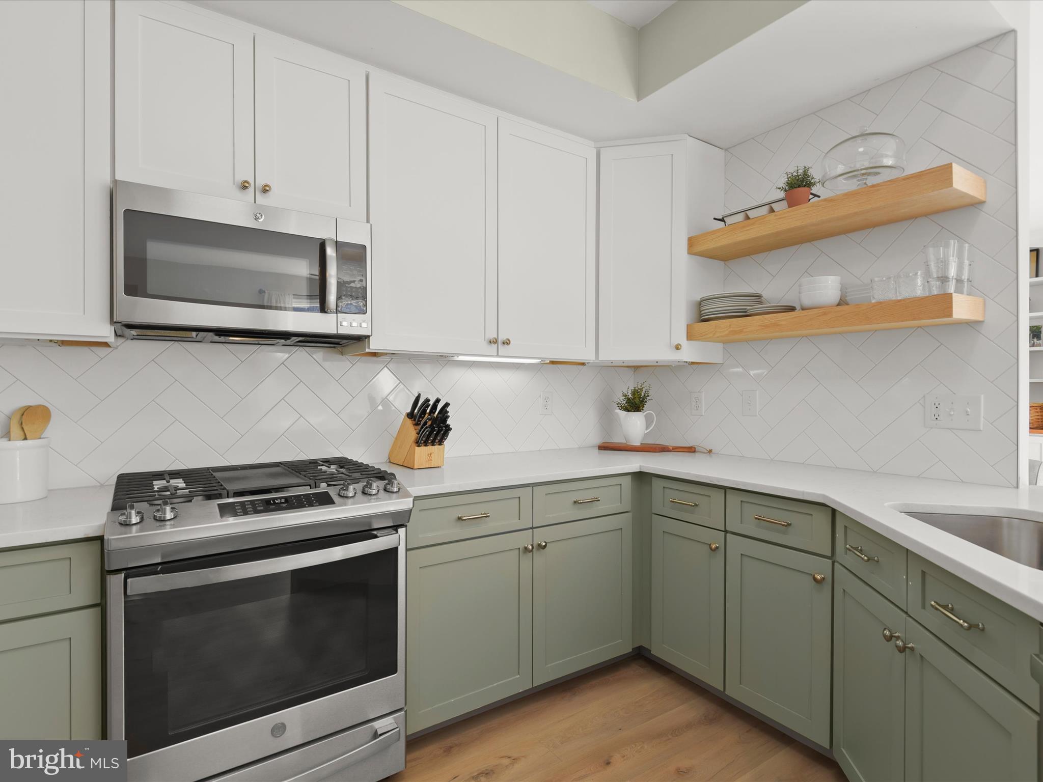 EASTON CLUB - Residential