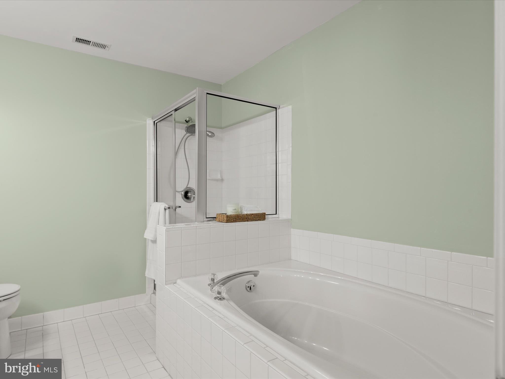 EASTON CLUB - Residential