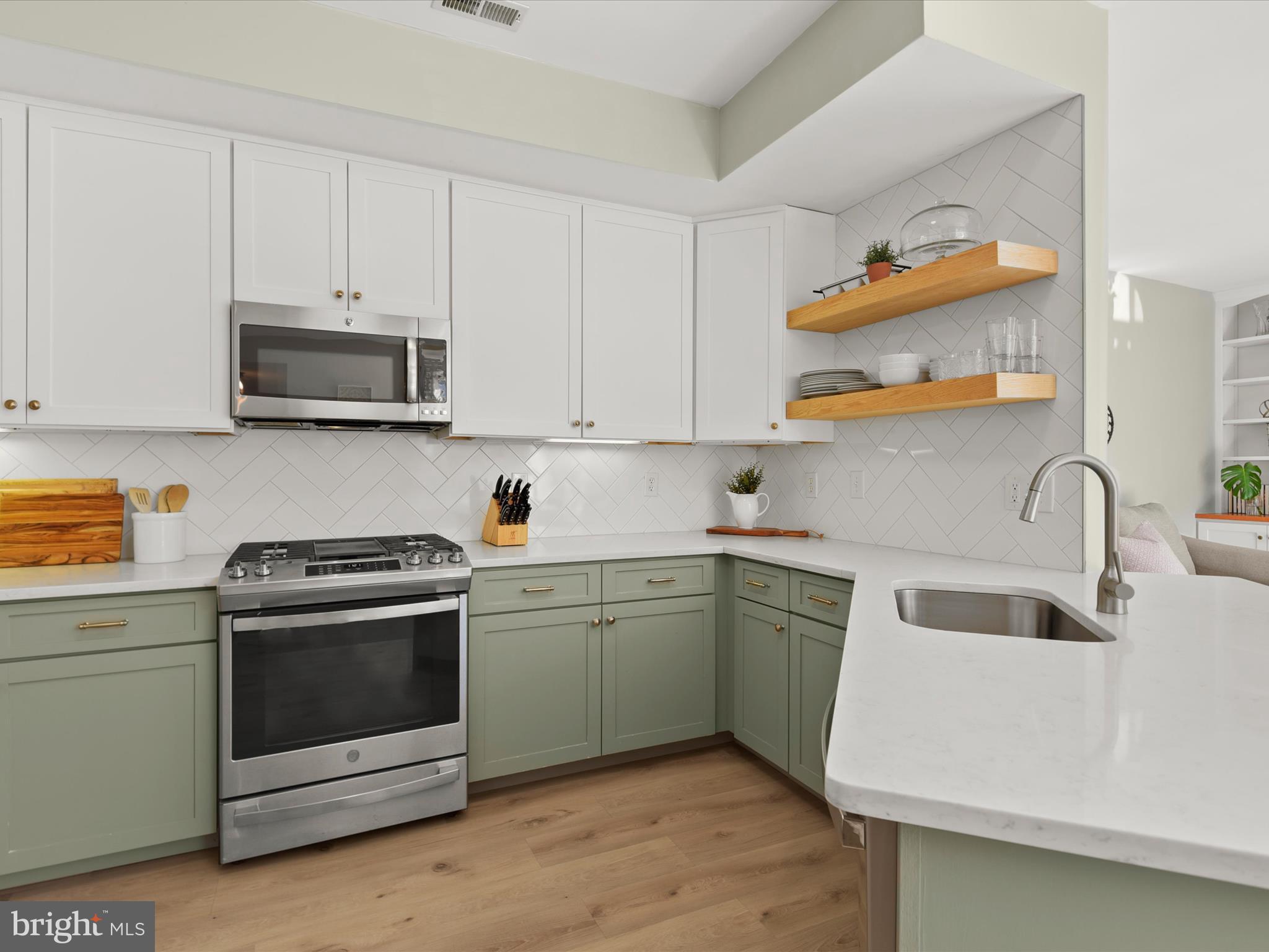 EASTON CLUB - Residential