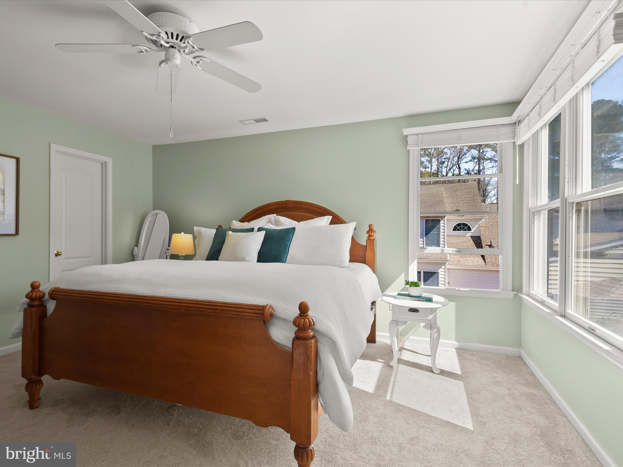 EASTON CLUB - Residential