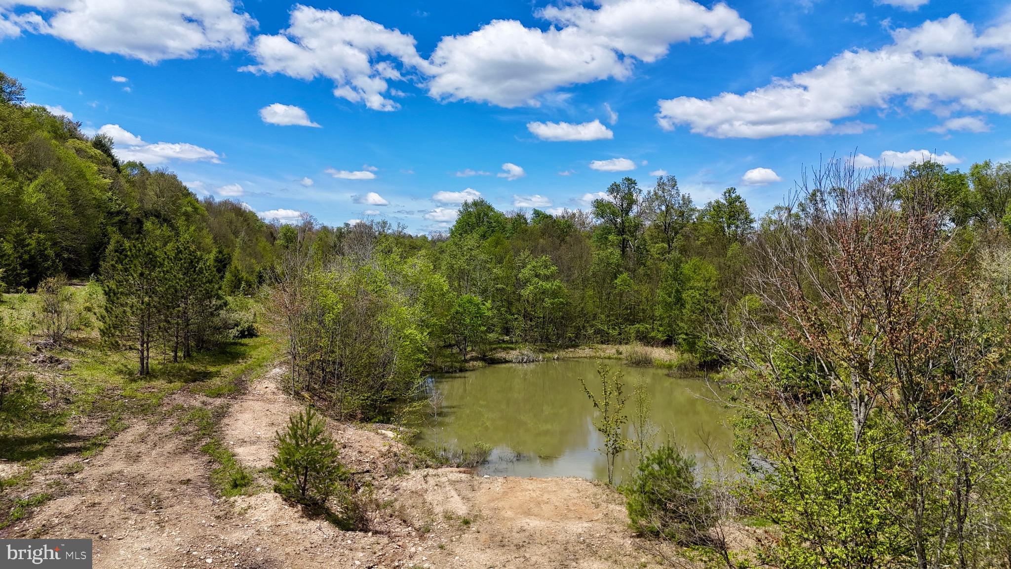 2800 CENTER HILL ROAD