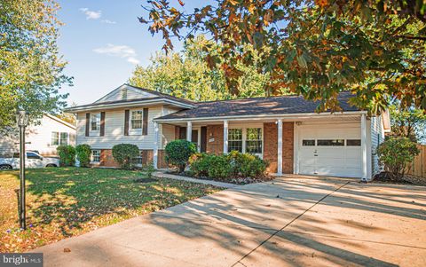 724 N AMELIA ST STERLING VA 20164