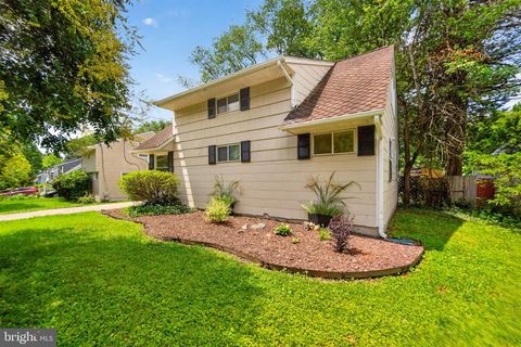 Homes For Sale - 519 Calvin Lane<br/> ROCKVILLE, MD 20851